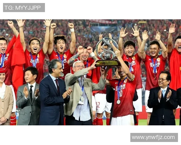 足球明星签约仪式盛况空前亚裔球员引领新风潮